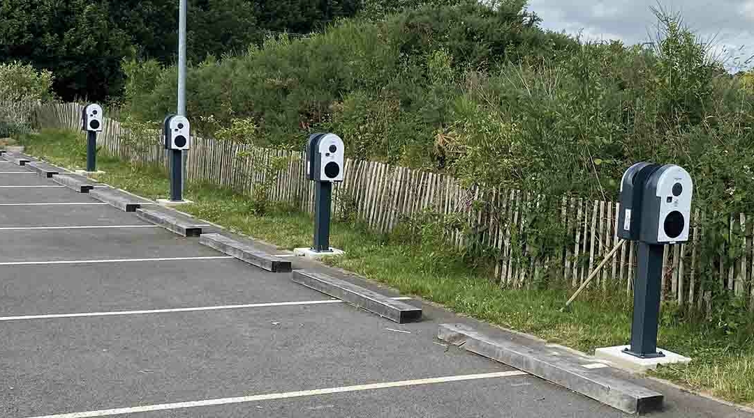 Flottes pros et bornes de recharge : le cadre règlementaire